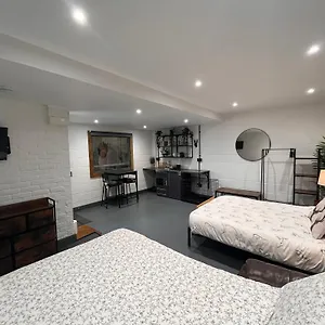 Sleep Next To A Horse In A Stable By The ! Exeter
